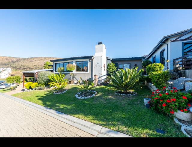 3 BEDROOM HOUSE FOR SALE IN ISLAND VIEW